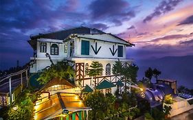 Cochrane Place Hotel Kurseong 3*